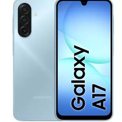 Smartphone Samsung Galaxy A17 azul com três câmaras e ecrã frontal a mostrar Galaxy A17