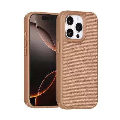 Capa castanha para smartphone com padrão de riscas diagonais e detalhe circular em relevo