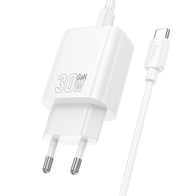Carregador de parede branco com cabo USB-C e texto 30 GaN W e hoco.
