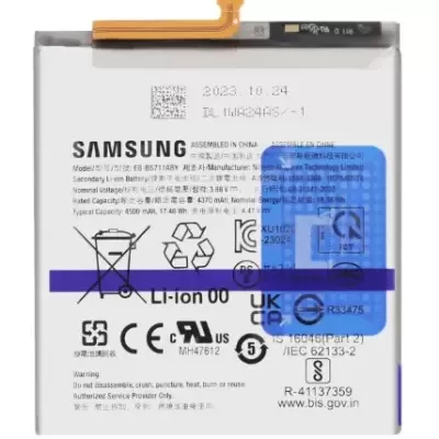 Bateria Samsung Li-ion branca com texto preto e etiqueta azul