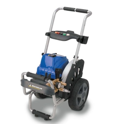 Máquina de lavar alta pressão MICHELIN azul e preta com rodas grandes
