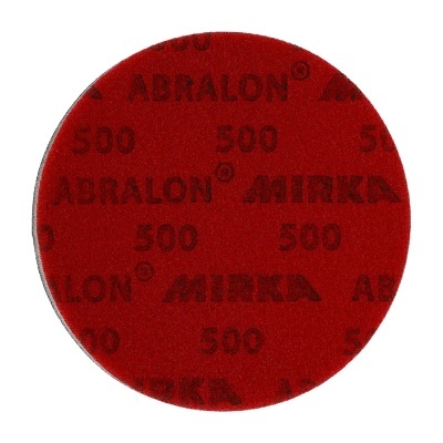 Disco abrasivo vermelho com texto preto ABRALON, MIRKA e 500