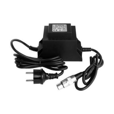 Transformador AC preto com ficha de tomada e cabo com conector circular.