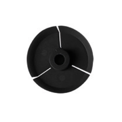 Roda preta de plástico com três linhas brancas e orifício central
