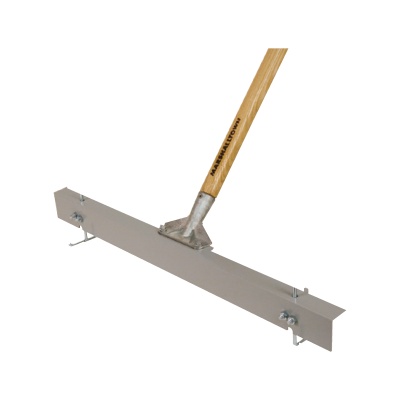 varredor de piso com cabo de madeira e base metálica cinza