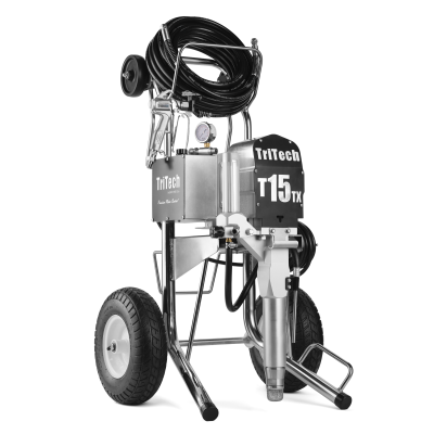 Equipamento de pintura TriTech T15 TX em metal prateado com preto e rodas de borracha preta.