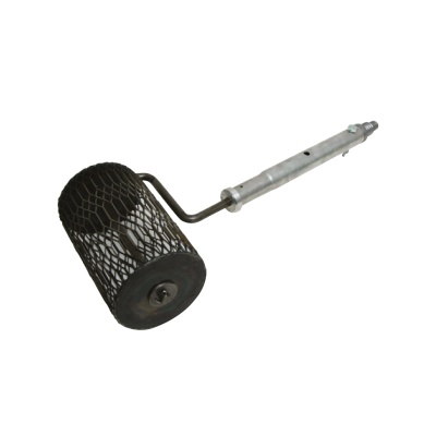 Rolo de pintar metálico com malha preta e pega prateada