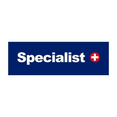 Logótipo com a palavra 'Specialist' em branco sobre fundo azul escuro e um círculo vermelho com cruz branca