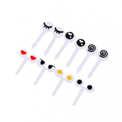 Doze marcadores de copos de plástico branco com desenhos de olhos coloridos