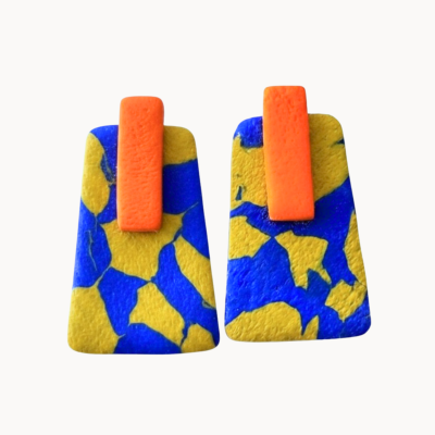 Brincos retangulares coloridos azul, amarelo e laranja