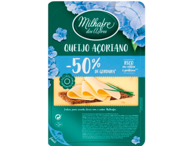 Embalagem de queijo açoriano Milhafre dos Açores com -50% gordura e flores azuis