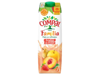 Embalagem branca de sumo Compal Família com frutas e texto