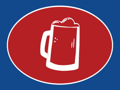 Caneca de cerveja gráfica branca em fundo oval vermelho e fundo azul.
