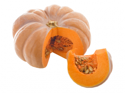 Abóbora laranja claro com segmento cortado mostrando polpa e sementes