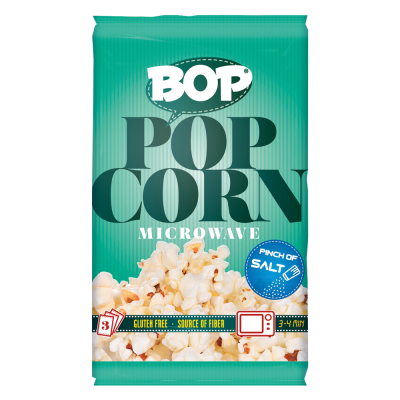 Pacote verde de pipocas para micro-ondas BOP com texto e ícones