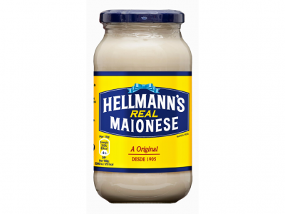 Frasco de maionese Hellmann's Real com etiqueta amarela e tampa azul