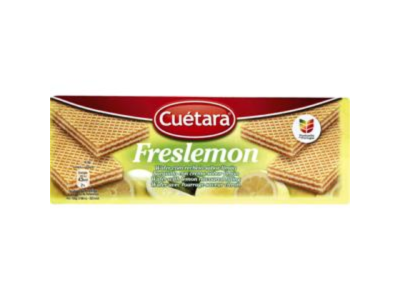 Pacote de bolachas wafer Cuétara Freslemon com imagens de limões