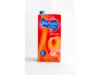 Pacote de sumo Juver Disfruta sabor pêssego 2L