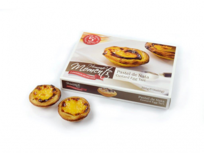 Caixa branca de Pastel de Nata com três pastéis visíveis