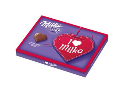 Caixa de chocolates Milka Pralinés com design roxo e vermelho e coração vermelho na capa