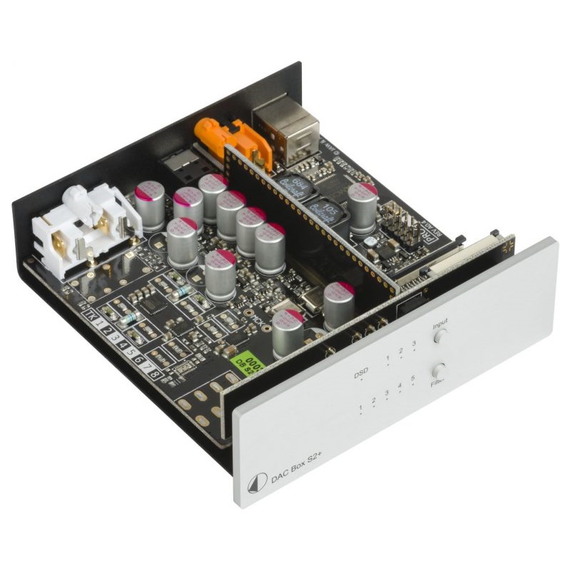 Pro-Ject - DAC Box S2+ - Conversor D/A Placa eletrónica com componentes e painel frontal branco DAC Box S2