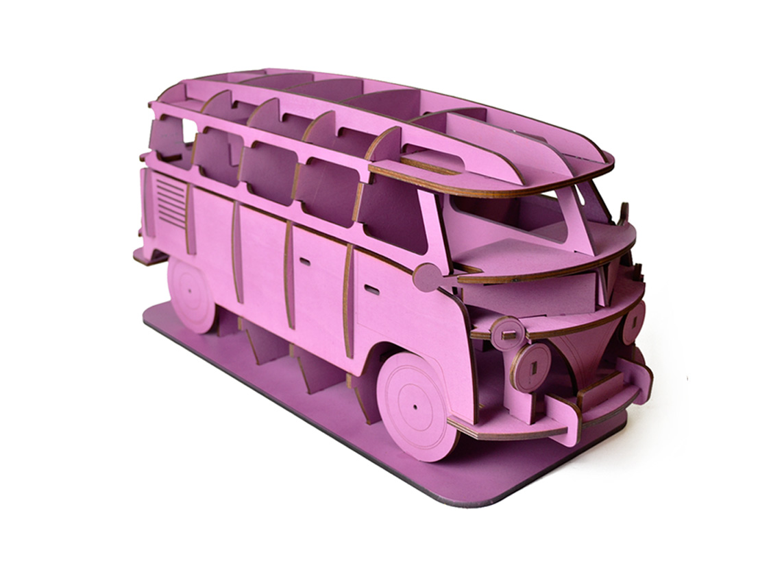 MODEL NR.6 - XL (VAN) Modelo em madeira cor-de-rosa de carrinha clássica autocaravana