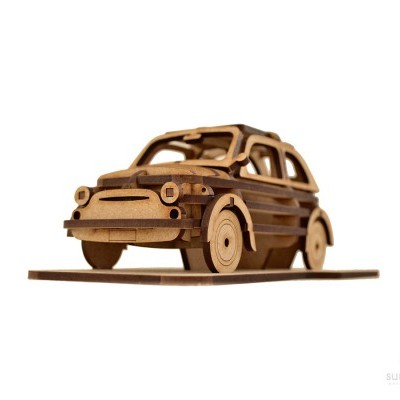 Modelo de carro em madeira castanha com design vintage