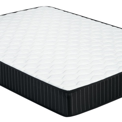 Colchão branco matelassado com bordas negras riscas verticais