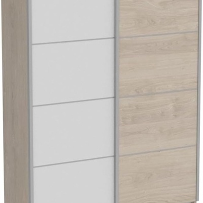 Armário com portas em branco e madeira clara