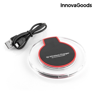 Carregador wireless redondo preto com borda vermelha e base transparente, cabo USB preto