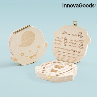 Caixa em madeira para guardar dentes de bebé com espaço para dados pessoais.