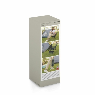 Embalagem de cadeira dobrável para campismo inoxidável com fotos do produto em uso na relva.