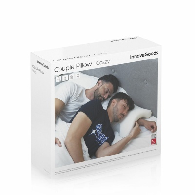 Embalagem de almofada para casais Couple Pillow Cozzy com imagem de uso