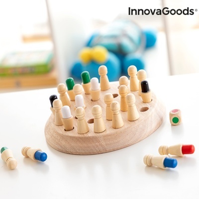 Jogo de tabuleiro de madeira com peças coloridas da InnovaGoods sobre uma mesa