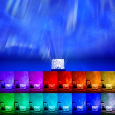 Lâmpada decorativa quadrada com padrão floral em várias cores