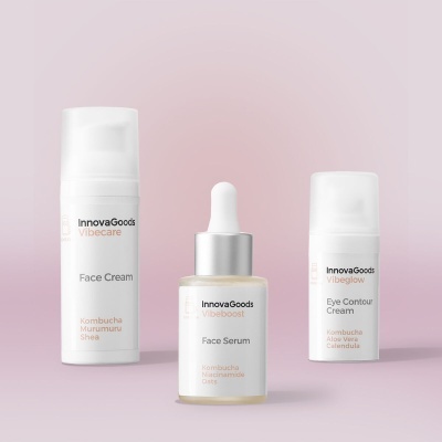 Três produtos InnovaGoods Vibecare para cuidado facial em fundo rosa claro.