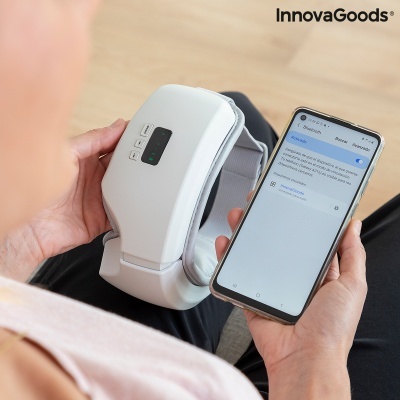 Dispositivo de massagem branco com visor digital e telemóvel com app InnovaGoods