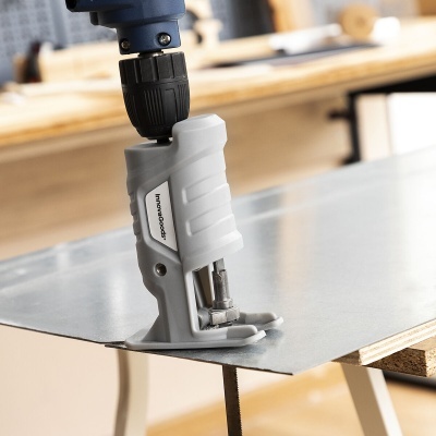 Ferramenta de corte a cortar chapa metálica prateada