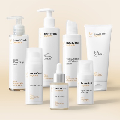Produtos de cuidados de pele InnovaGoods em embalagens brancas com texto dourado e preta