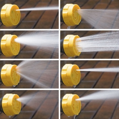 Bico de mangueira amarelo com vários padrões de spray de água