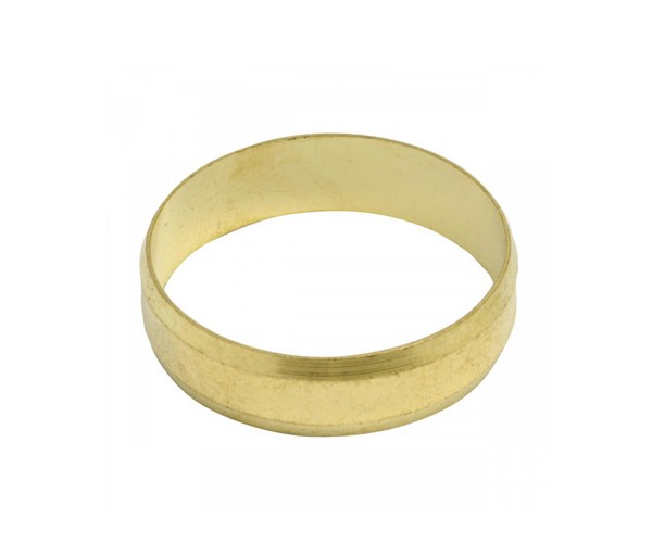 Anel simples em metal dourado com acabamento liso