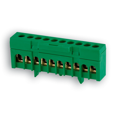 Conector elétrico verde com terminais dourados em fundo preto