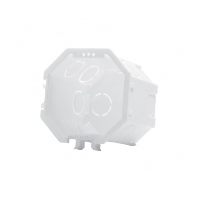 Tomada elétrica branca octogonal de plástico com quatro fendas circulares