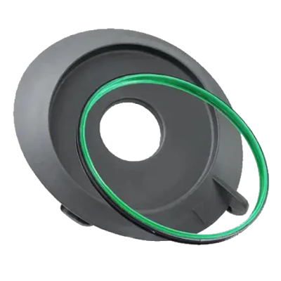 Escudo circular preto com anel verde translúcido em plástico