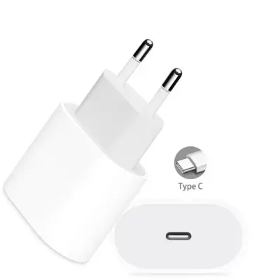 Carregador de parede branco com plugue europeu e porta USB-C
