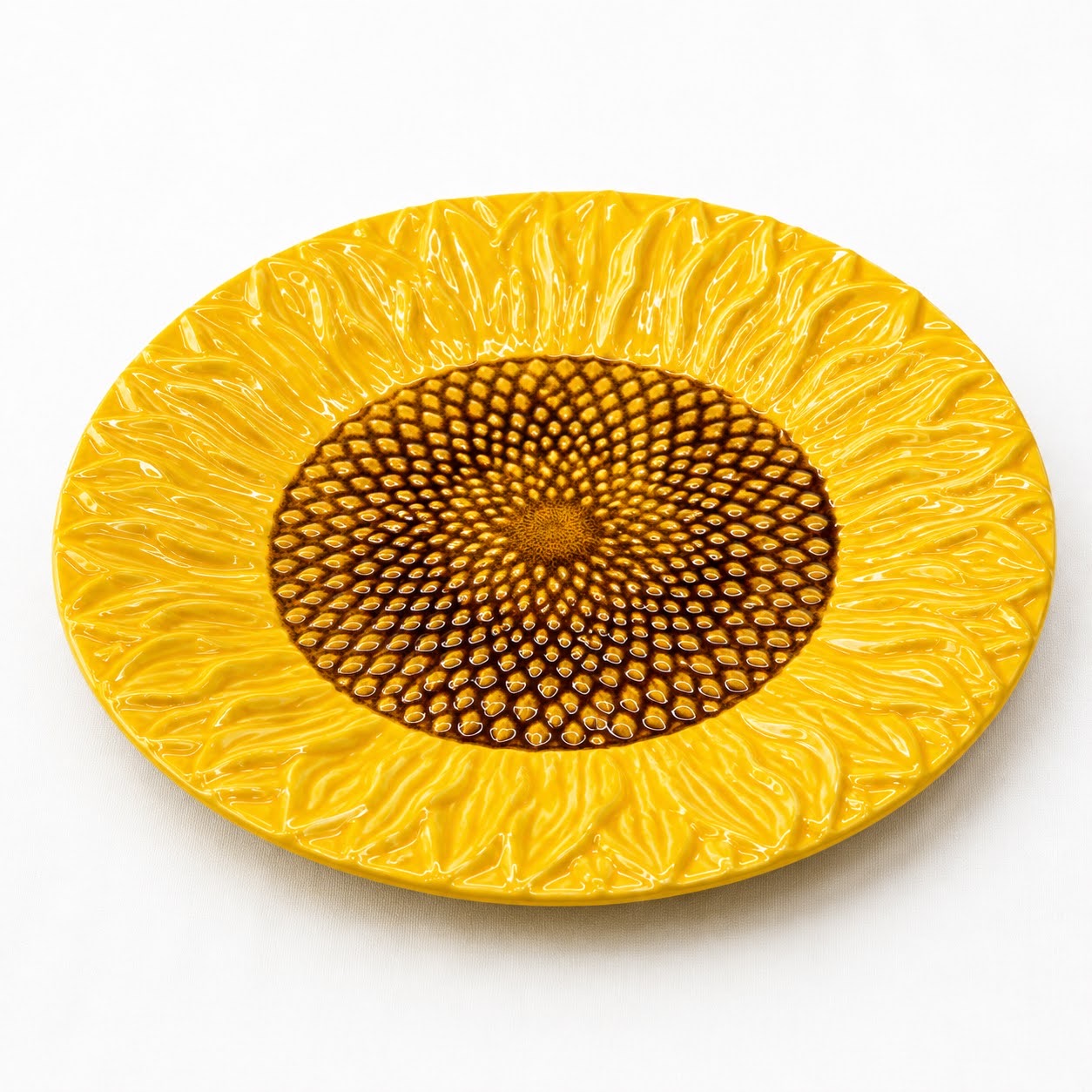 Coleção Girassóis Prato cerâmico decorativo com desenho de girassol amarelo e castanho
