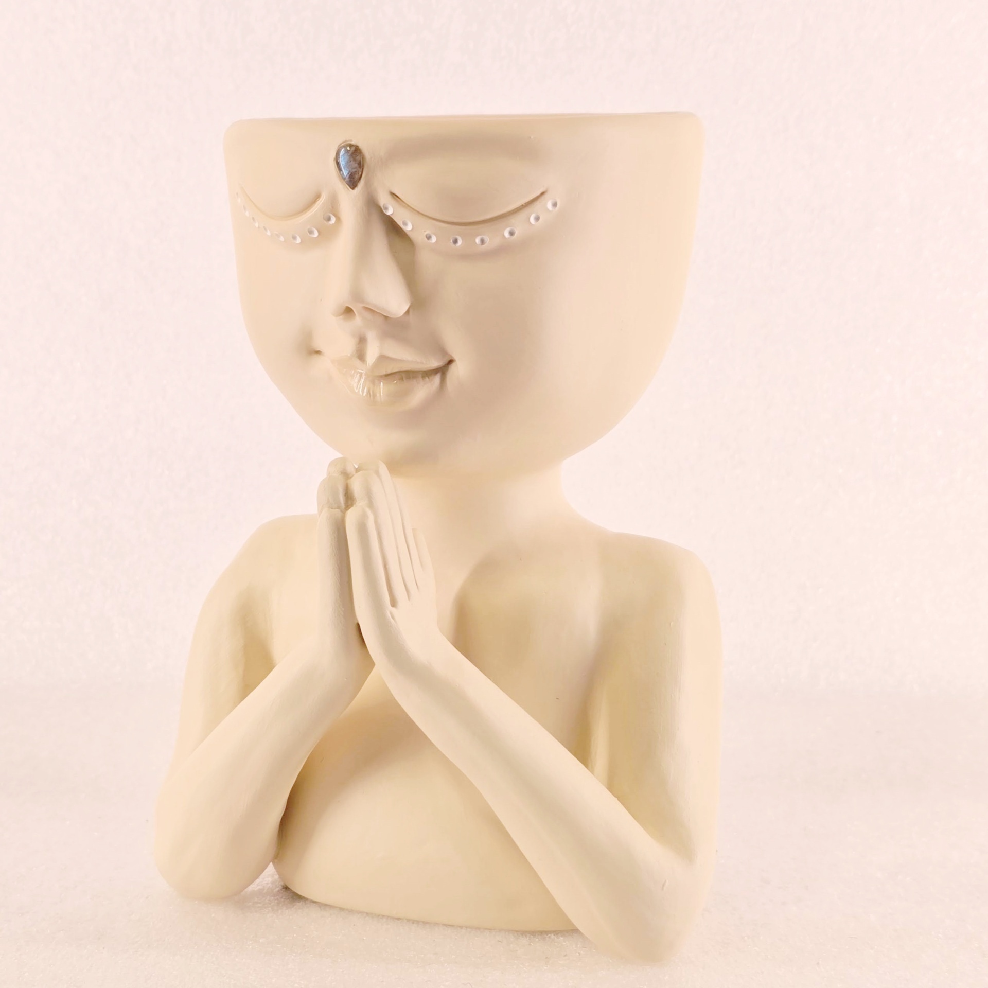 Jarra com Pedra Labradorite Vaso decorativo bege em cerâmica com figura humana e mãos unidas
