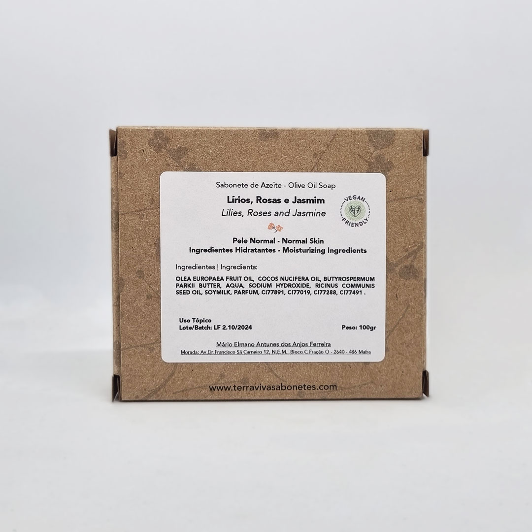 Sabonete de Lírios, Rosas, Jasmim e Seda Sabonete de azeite embalado em cartão reciclado com rótulo informativo