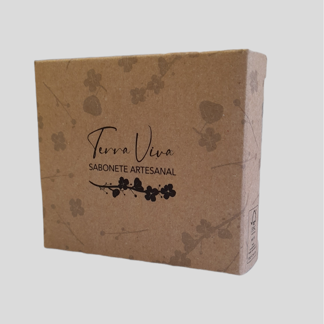Sabonete de Folha de Chá, Jasmim e Fresia Caixa de sabão artesanal Terra Viva em papel kraft com padrão floral