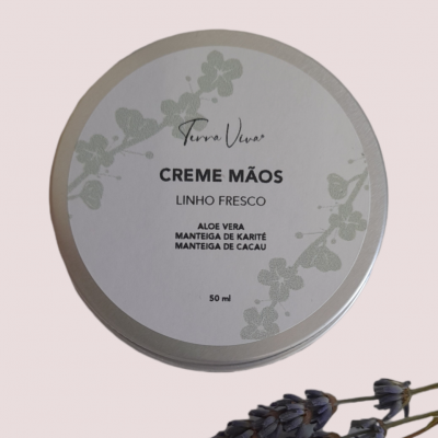 Frasco de creme de mãos Terra Viva com rótulo branco e flores de lavanda